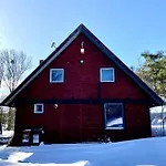 Wyjatkowy Bezposrednio Nad Jeziorem Tyrklo Holiday home